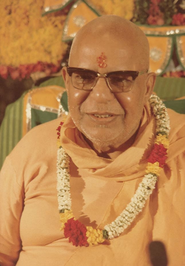 SWAMI SHRI AKHANDANAND SARASWATI